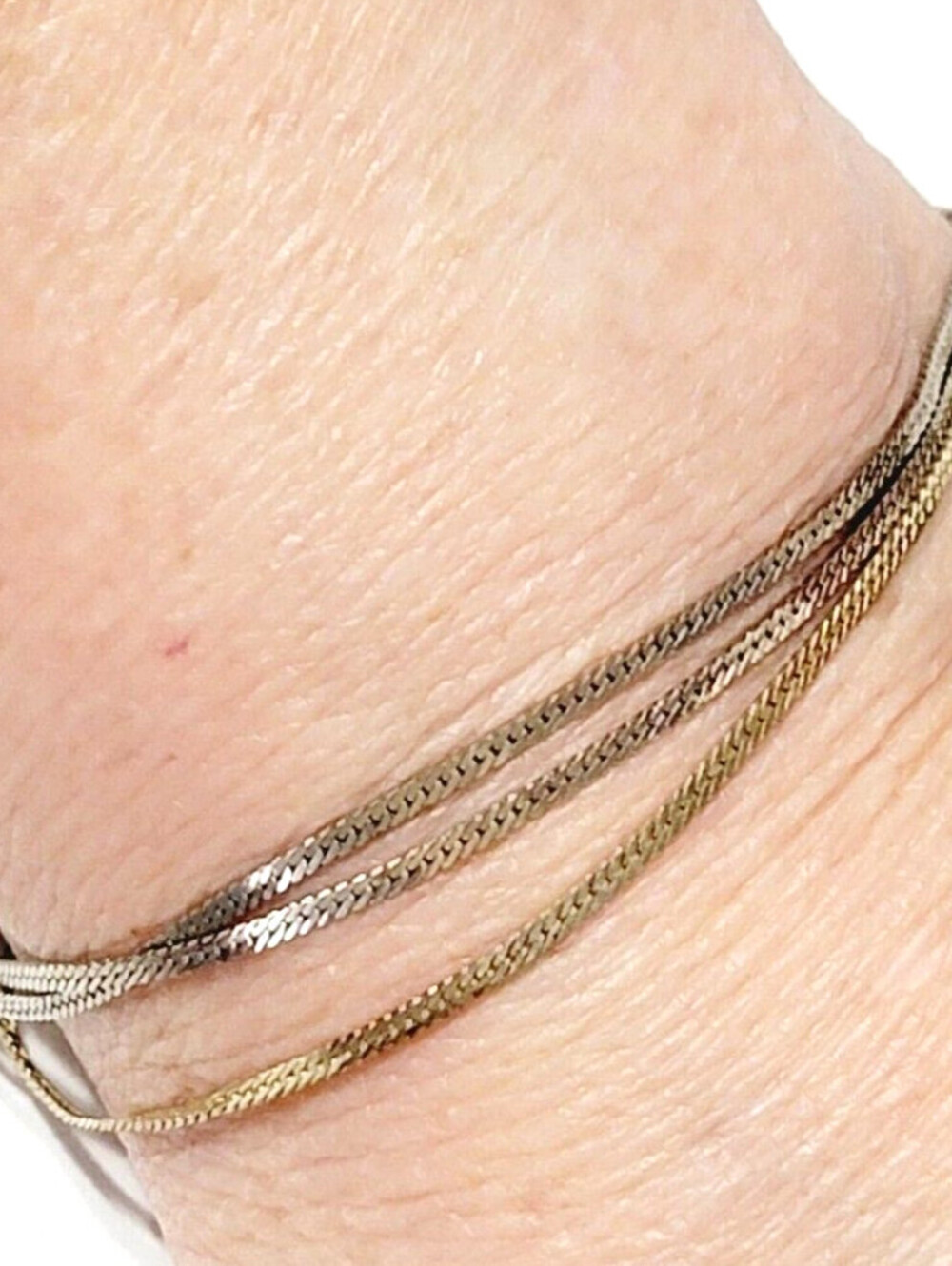 Vintage Triple Strand Bracelet 7" Chains Silver &‎ Gold Color Retro  gbr-66